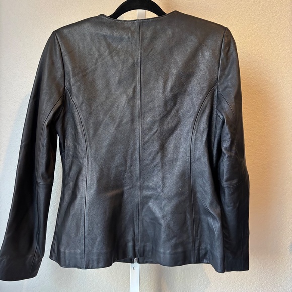Hillard & Hanson Women's 100% Lambskin zip jacket - Picture 3 of 5